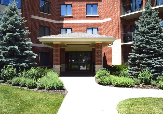 Photo 2 of Condo for sale at 845 E 22nd Street #305, Lombard, IL 60148 | MLS# 12730391 | Listing updated on 2026-09-07
