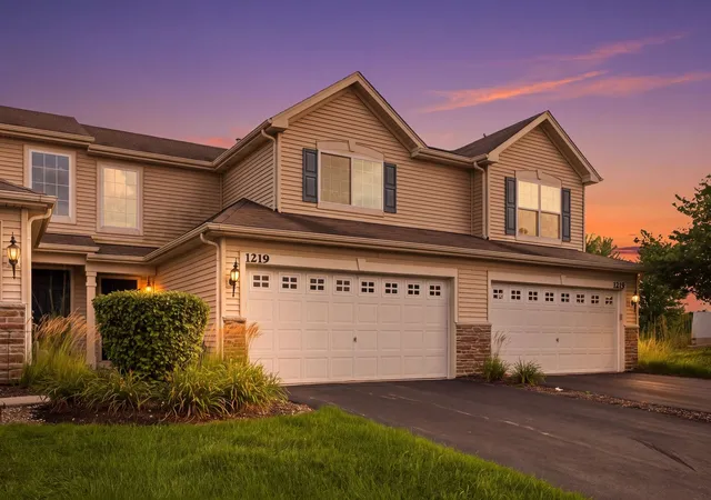2nd image of 1219 Da Vinci Dr, Hampshire, IL 60140 | MLS# 12730395