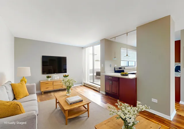 Photo 3 of Condo for sale at 334 W Miner St #3B, Arlington Heights, IL 60005 | MLS# 12730439 | Listing updated on 2026-08-20