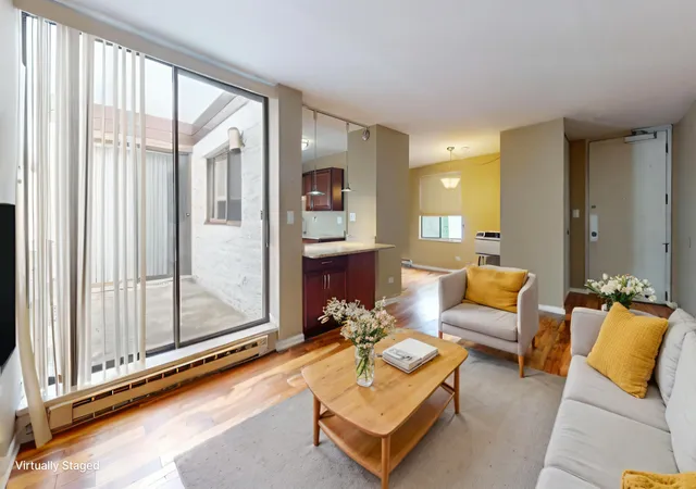 Photo 3 of Condo for sale at 334 W Miner St #3B, Arlington Heights, IL 60005 | MLS# 12730439 | Listing updated on 2026-08-20