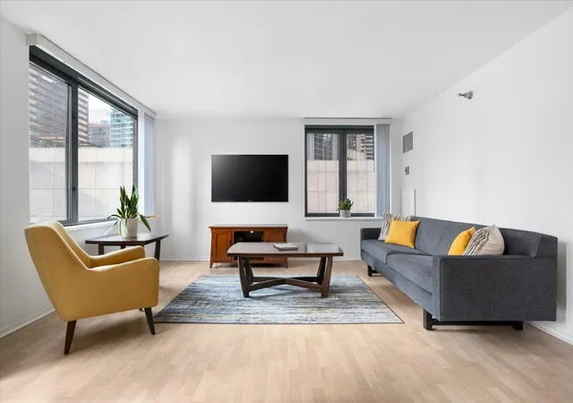 5th image of 480 N Mcclurg Ct #901, Chicago, IL 60611 | MLS# 12730476
