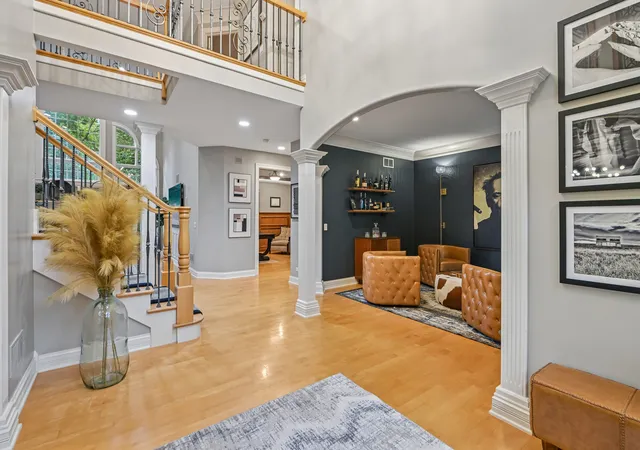 Photo 4 of Single family home for sale at 661 Reserve Ct, South Elgin, IL 60177 | MLS# 12730538 | Listing updated on 2026-08-19