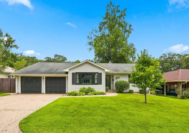 Photo 1 of Single family home for sale at 222 Hillcrest Dr, Geneseo, IL 61254 | MLS# 12730541 | Listing updated on 2026-08-22