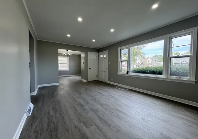 Photo 2 of Single family home for sale at 5357 Otto Pl, Oak Lawn, IL 60453 | MLS# 12730550 | Listing updated on 2026-08-19