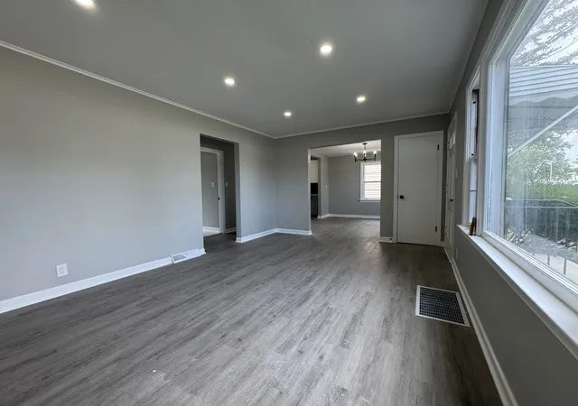 Photo 2 of Single family home for sale at 5357 Otto Pl, Oak Lawn, IL 60453 | MLS# 12730550 | Listing updated on 2026-08-19
