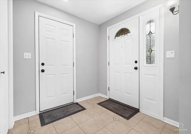 Photo 2 of Single family home for sale at 478 W Shady Ln Rd, Palatine, IL 60074 | MLS# 12730583 | Listing updated on 2026-08-25