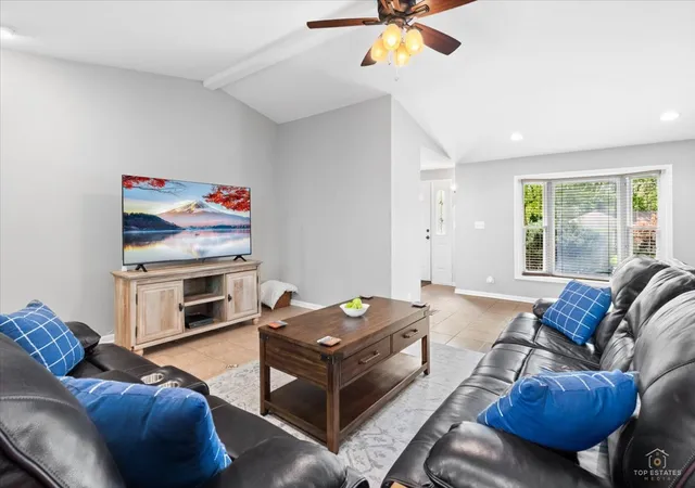 Photo 3 of Single family home for sale at 478 W Shady Ln Rd, Palatine, IL 60074 | MLS# 12730583 | Listing updated on 2026-08-25