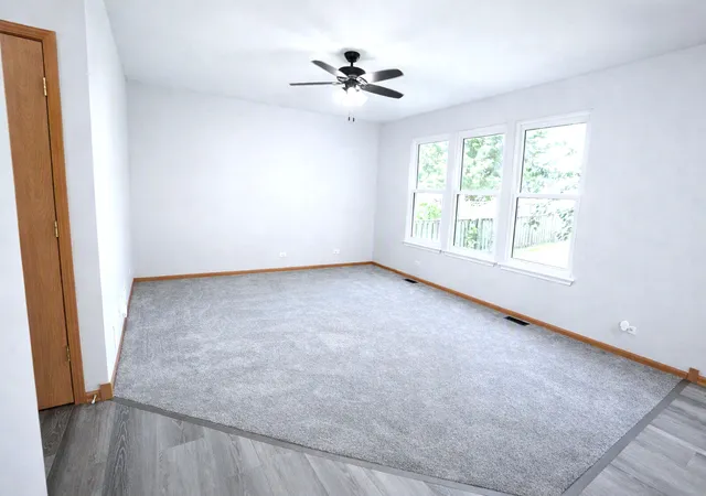 4th image of 2384 Lundquist Dr, Aurora, IL 60503 | MLS# 12730590