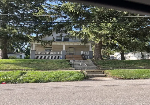 1st image of 1214 W Olive St, Bloomington, IL 61701 | MLS# 12730664