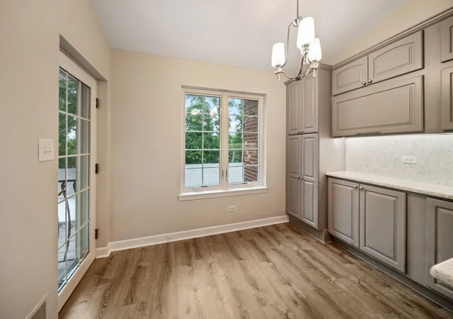 Listing Photo 5 - Condo for sale in building located at 5645 S Cass Ave, Westmont, IL 60559 - Unit #301