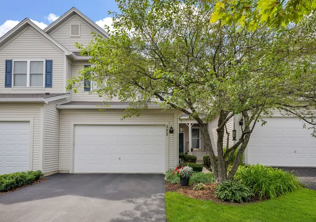 1st image of 323 Fairmont Ct, St. Charles, IL 60175 | MLS# 12730794