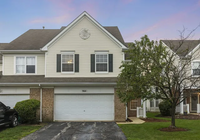 1st image of 960 Bluebell Cir, Joliet, IL 60431 | MLS# 12730831