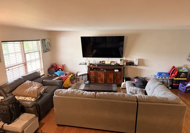5th image of 909 Timber Springs Dr, Joliet, IL 60432 | MLS# 12730832