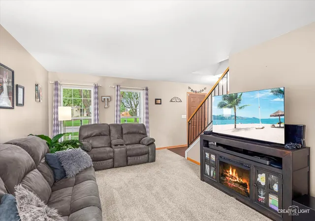 2nd image of 2704 Crested Butte Trl, Plainfield, IL 60586 | MLS# 12730842