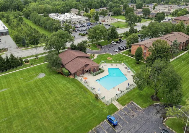 5th image of 18075 Royal Oak Ct #2S, Tinley Park, IL 60477 | MLS# 12730862