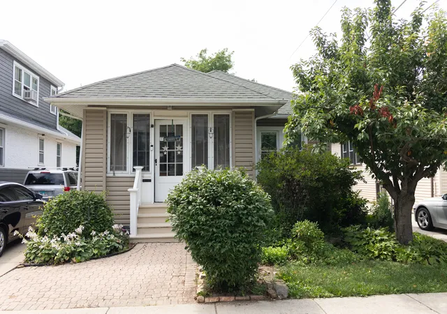 1st image of 1280 S Cora St, Des Plaines, IL 60018 | MLS# 12730952