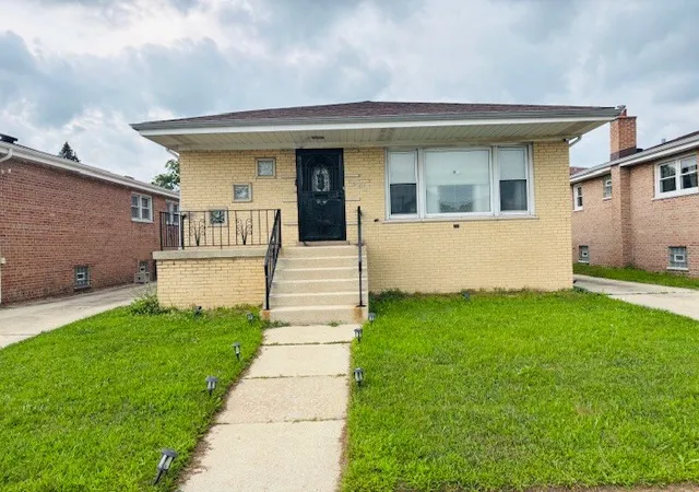 Photo 1 of Single family home for sale at 380 Bensley Ave, Calumet City, IL 60409 | MLS# 12730961 | Listing updated on 2026-08-31