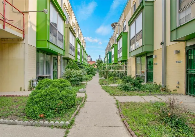 2nd image of 2241 S Archer Ave #3, Chicago, IL 60616 | MLS# 12730989
