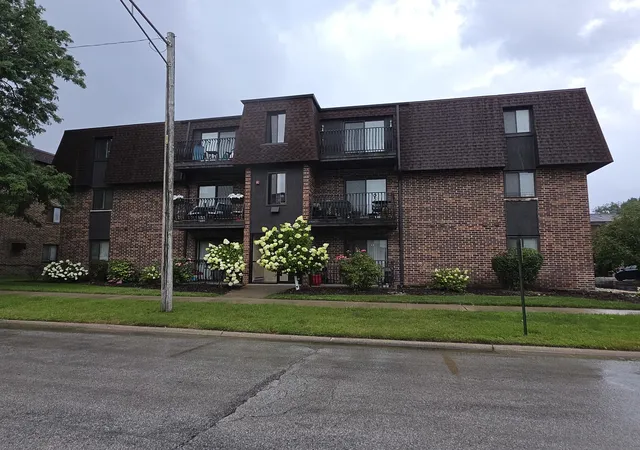 1st image of 14526 S Muskegon Ave #1C, Burnham, IL 60633 | MLS# 12730996