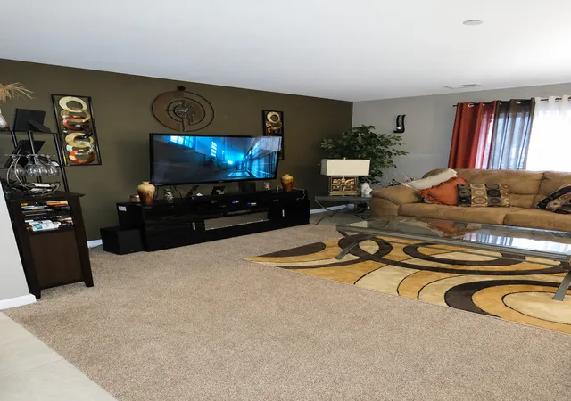 2nd image of 14526 S Muskegon Ave, Burnham, IL 60633