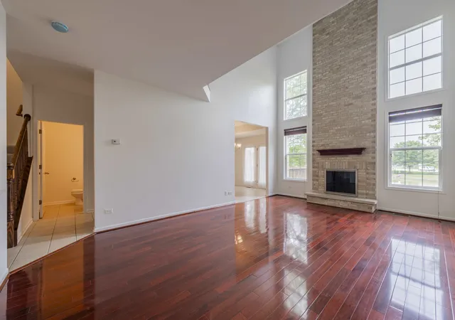 4th image of 1226 Bradley Cir, Elgin, IL 60120 | MLS# 12731028