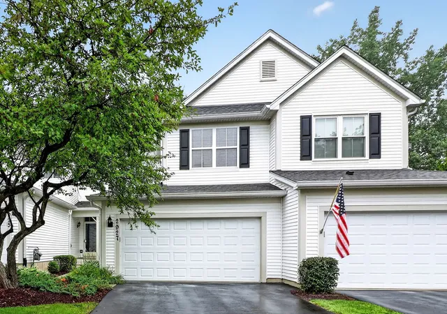 1st image of 2927 Pleasant Plains Dr, St. Charles, IL 60175 | MLS# 12731046