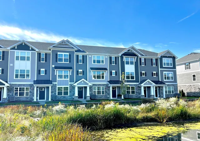1st image of 409 Lakeshore Ct, St. Charles, IL 60174 | MLS# 12731047