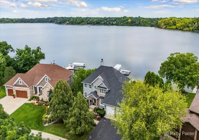 Photo 4 of Single family home for sale at 15 Shoshoni Trl, Lake Villa, IL 60046 | MLS# 12731051 | Listing updated on 2026-08-25
