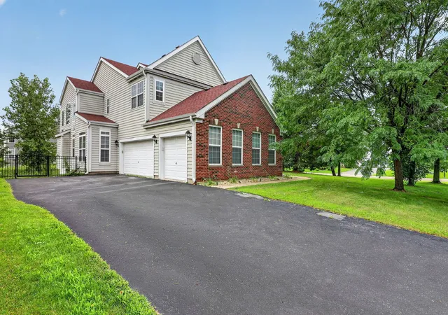 image of 3312 Homestead Ave, Aurora, IL 60506 | MLS# 12731061