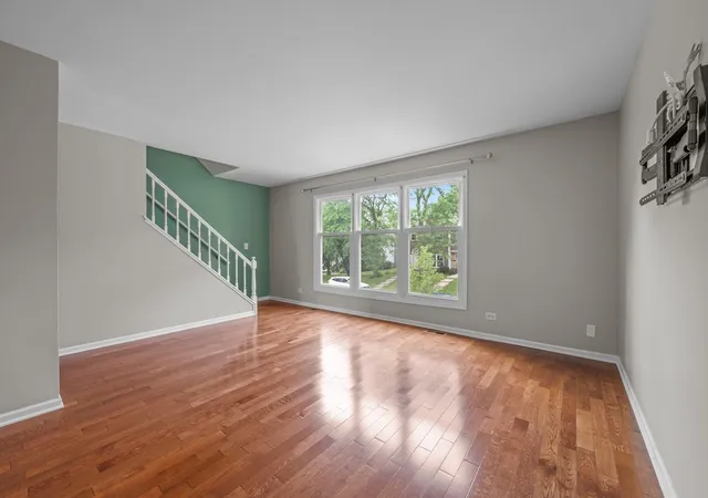 Photo 2 of Townhouse for sale at 1015 Denham Pl, Schaumburg, IL 60194 | MLS# 12731085 | Listing updated on 2026-08-19