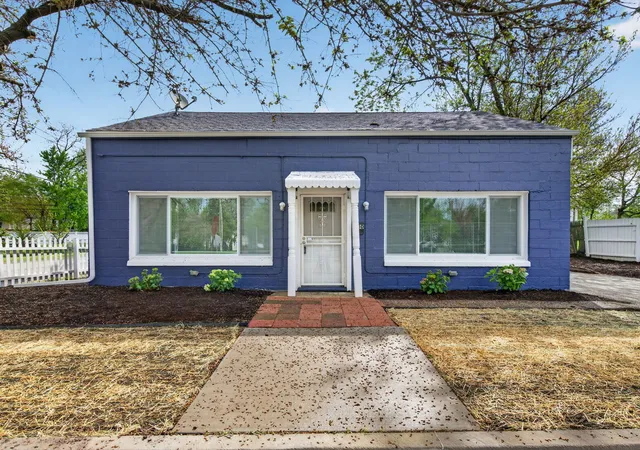 1st image of 330 Harwood St, Joliet, IL 60432 | MLS# 12731097