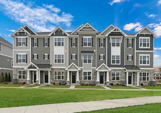 1st image of 405 Lakeshore Ct, St. Charles, IL 60174 | MLS# 12731114