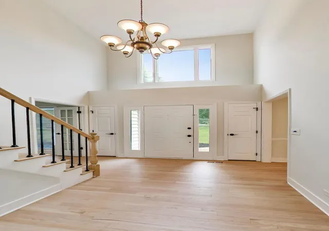 2nd image of 251 Perth Rd, Cary, IL 60013 | MLS# 12731119