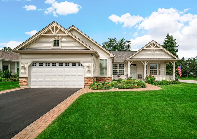 2nd image of 12824 Deer Meadow Ln, Huntley, IL 60142 | MLS# 12731127