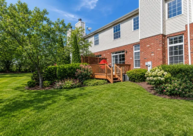 2nd image of 541 Goodwin Dr, Bolingbrook, IL 60440 | MLS# 12731143