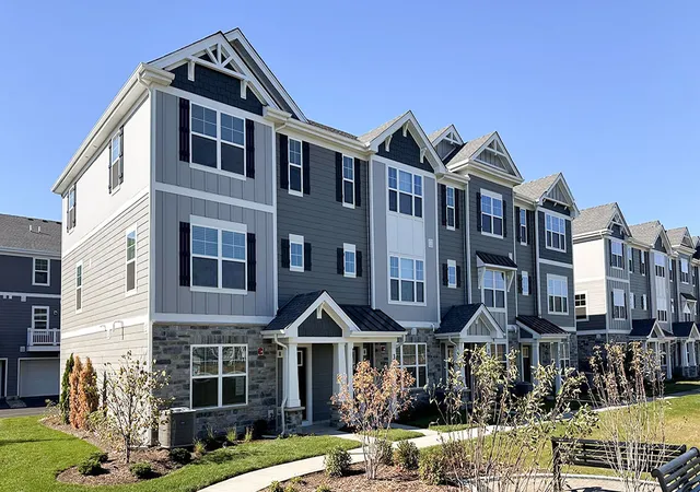 1st image of 401 Lakeshore Ct, St. Charles, IL 60174 | MLS# 12731145