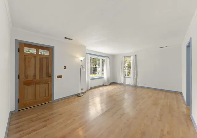 3rd image of 17560 Hillside Ave, Homewood, IL 60430 | MLS# 12731157