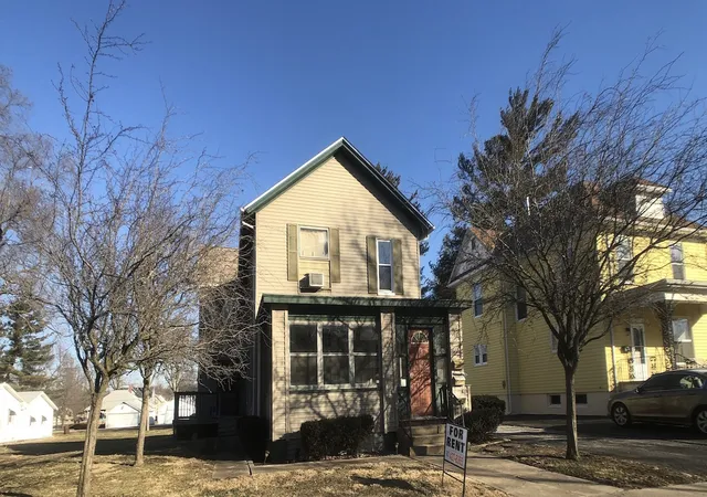 Photo 2 of Multi family home for sale at 412 E Main St, Hoopeston, IL 60942 | MLS# 12731178 | Listing updated on 2026-08-18
