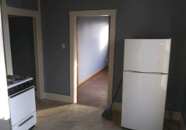 Listing Photo 5 - Condo for sale in building located at 412 E Main St, Hoopeston, IL 60942
