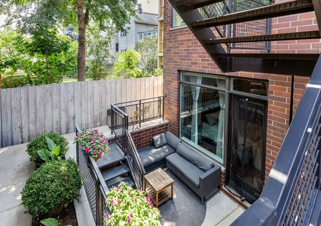 Photo 3 of Condo for sale at 1081 N Marshfield Ave #1, Chicago, IL 60622 | MLS# 12731186 | Listing updated on 2026-08-31