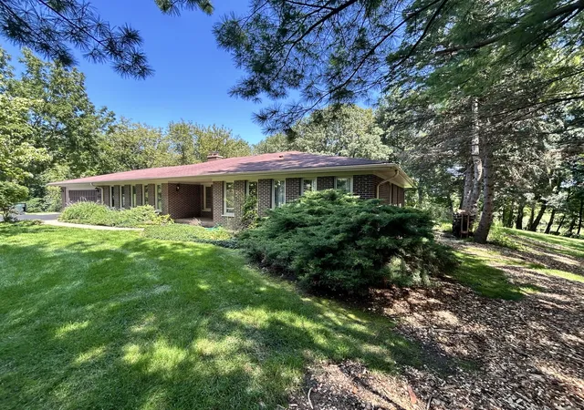 Photo 3 of Single family home for sale at 21554 W Countryside Valley Dr, Mundelein, IL 60060 | MLS# 12731231 | Listing updated on 2026-08-26