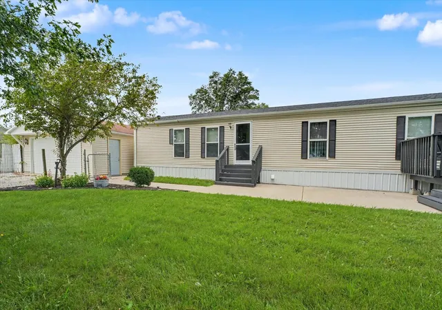 2nd image of 108 Franklin St, Penfield, IL 61862 | MLS# 12731233