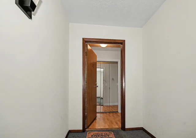 4th image of 2802 E Lincoln St, Bloomington, IL 61704