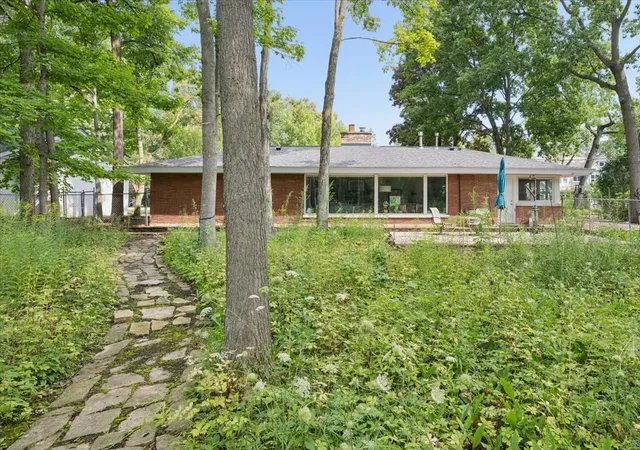 24th image of 1233 Glenoak Ln, Northbrook, IL 60062 | MLS# 12731240