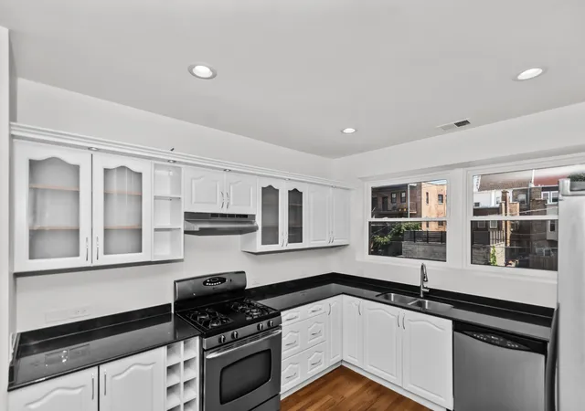 Photo 3 of Condo for sale at 4023 S Calumet Ave #2N, Chicago, IL 60653 | MLS# 12731251 | Listing updated on 2026-08-24