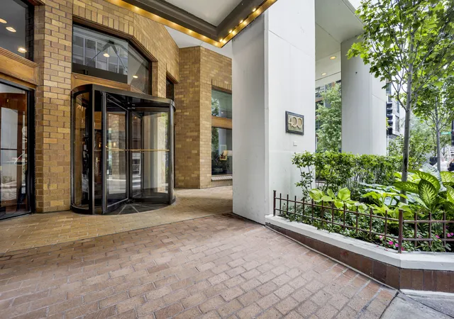 Photo 1 of Condo for sale at 400 E Ohio St #3502, Chicago, IL 60611 | MLS# 12731263 | Listing updated on 2026-08-21