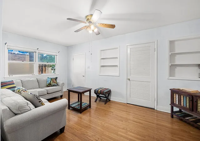 Photo 3 of Sale Pending at 5251 W Belle Plaine Ave, Chicago, IL 60641 | MLS# 12731269 | Listing updated on 2026-09-24