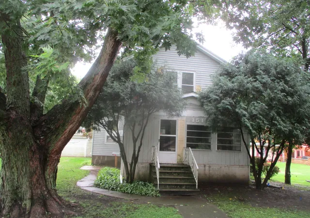 19th image of 151 Jones St, Ottawa, IL 61350 | MLS# 12731276