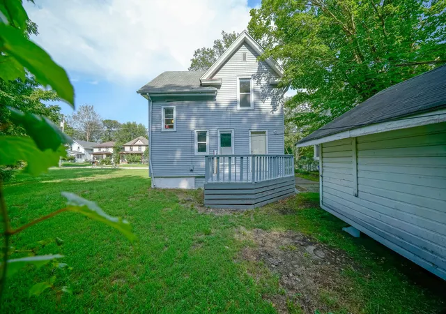 21st image of 410 Albert Ave, Rockford, IL 61101 | MLS# 12731282