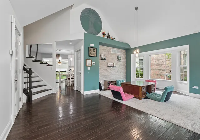 Photo 2 of Single family home for sale at 8204 W Rosebury Dr, Frankfort, IL 60423 | MLS# 12731309 | Listing updated on 2026-08-18
